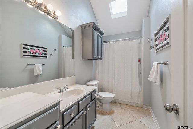 2043 Rana Park, Flint, TX 75762