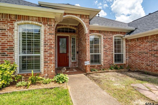 2043 Rana Park, Flint, TX 75762