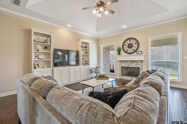 2043 Rana Park, Flint, TX 75762