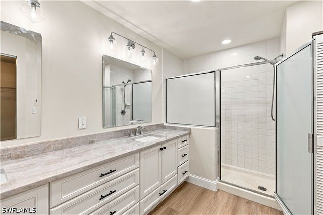857 Reef Point CIR, Naples, FL 34108