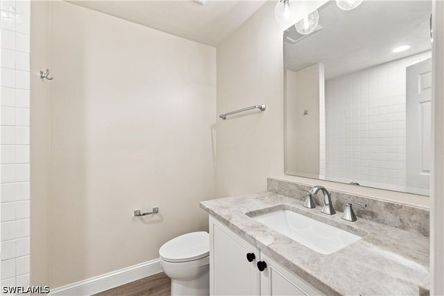 857 Reef Point CIR, Naples, FL 34108