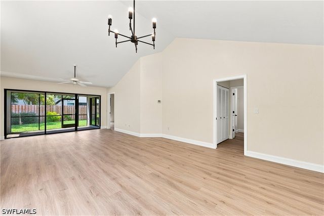 857 Reef Point CIR, Naples, FL 34108
