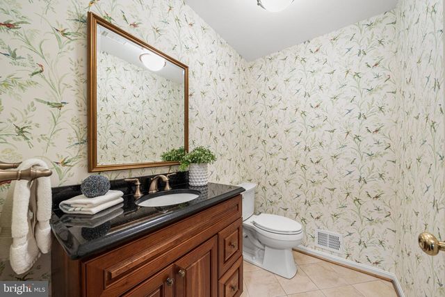 4201 WYNNWOOD DR, Annandale, VA 22003