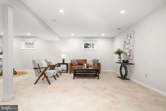 4201 WYNNWOOD DR, Annandale, VA 22003