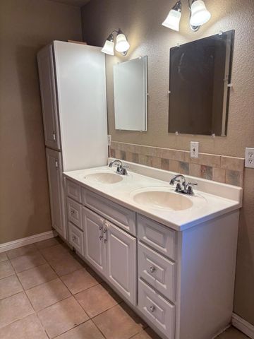 7080 Dolan Way, Citrus Heights, CA 95621