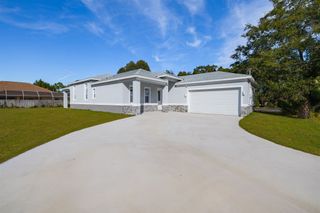 9 NW Watkins Pl, Palm Coast, FL 32164