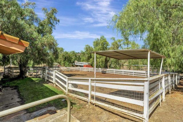 30136 Rolling Hills Drive, Valley Center, CA 92082