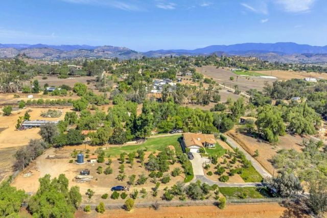 30136 Rolling Hills Drive, Valley Center, CA 92082