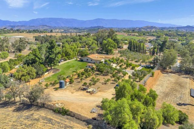 30136 Rolling Hills Drive, Valley Center, CA 92082