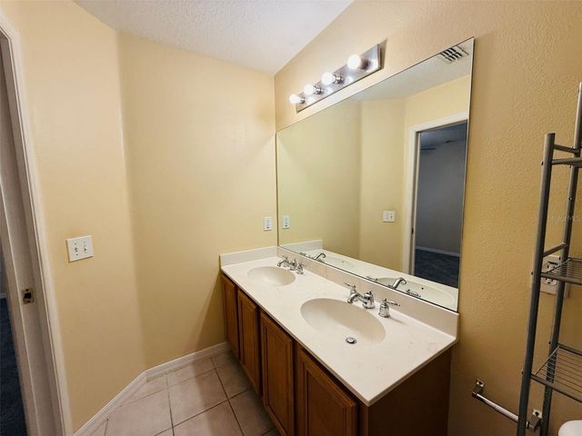 8533 TRAIL WIND DRIVE, Tampa, FL 33647