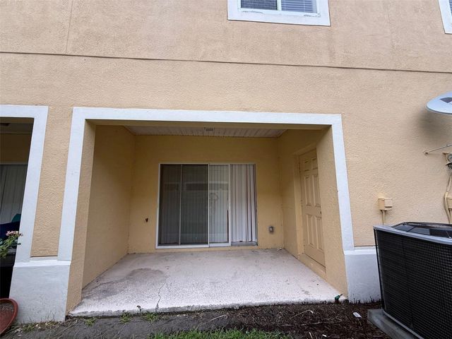 8533 TRAIL WIND DRIVE, Tampa, FL 33647