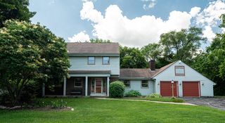 8541 W Midland DRIVE, Greendale, WI 53129