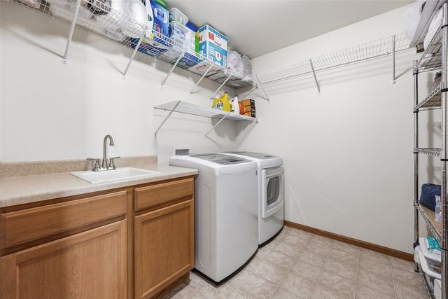 2628 Pinto Ln, Iowa City, IA 52240