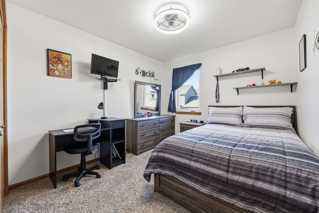 2628 Pinto Ln, Iowa City, IA 52240