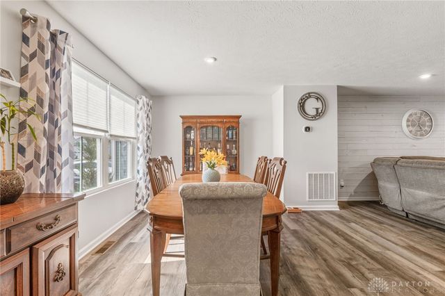 172 Skyway Drive, Springfield, OH 45505