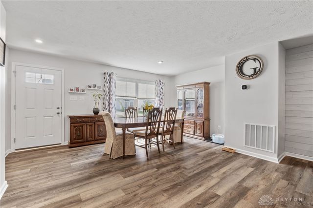 172 Skyway Drive, Springfield, OH 45505