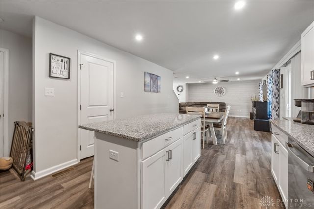 172 Skyway Drive, Springfield, OH 45505