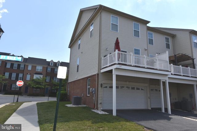 22557 OCEAN CLIFF SQ, Ashburn, VA 20148