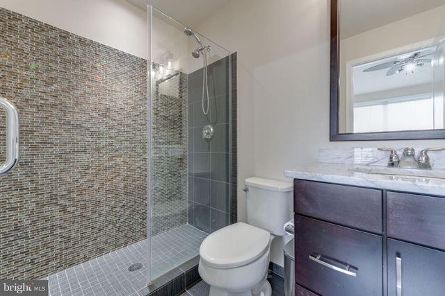 22557 OCEAN CLIFF SQ, Ashburn, VA 20148