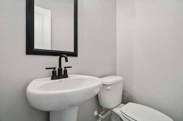 165 Windjammer Way, Sumter, SC 29150