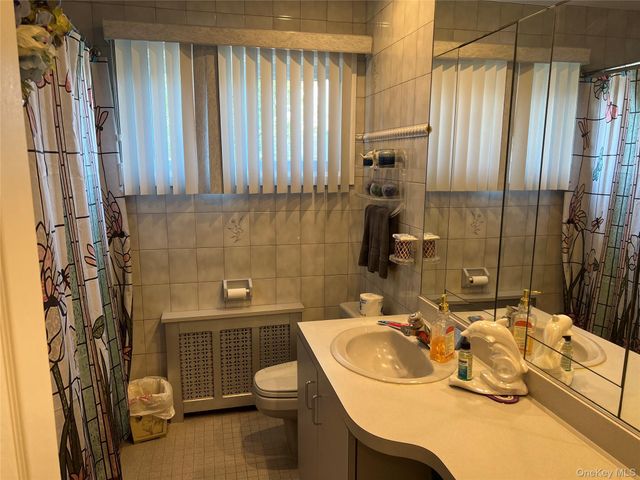 65 Thoreau Road, North Babylon, NY 11703