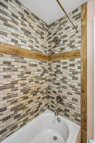 1717 ASHLEY WOOD PLACE, Vestavia Hills, AL 35216