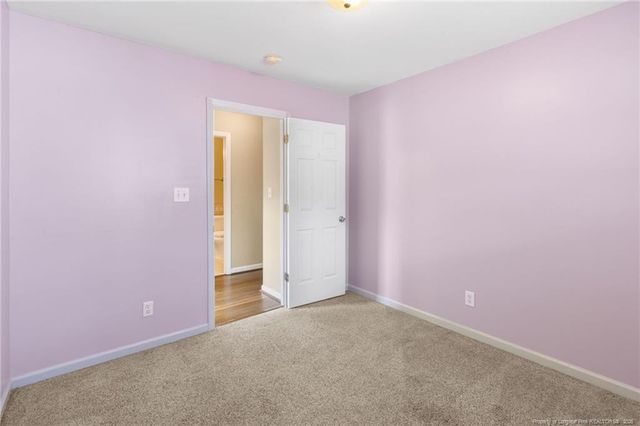 112 Woodland Court, Raeford, NC 28376