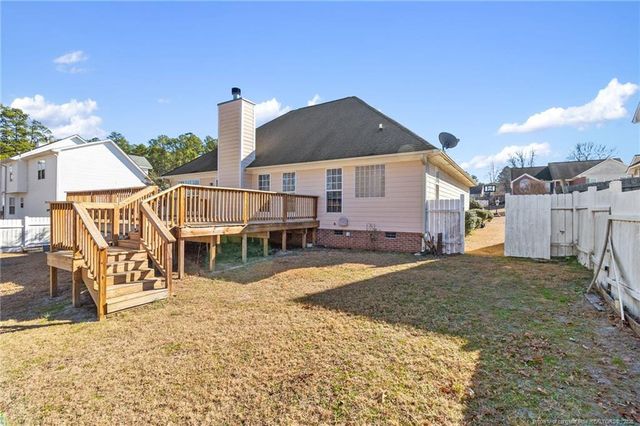 112 Woodland Court, Raeford, NC 28376