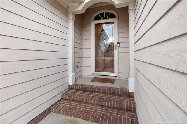 112 Woodland Court, Raeford, NC 28376