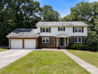 586 Crestside Drive SE, Concord, NC 28025