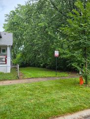 11626 S Eggleston Avenue, Chicago, IL 60628
