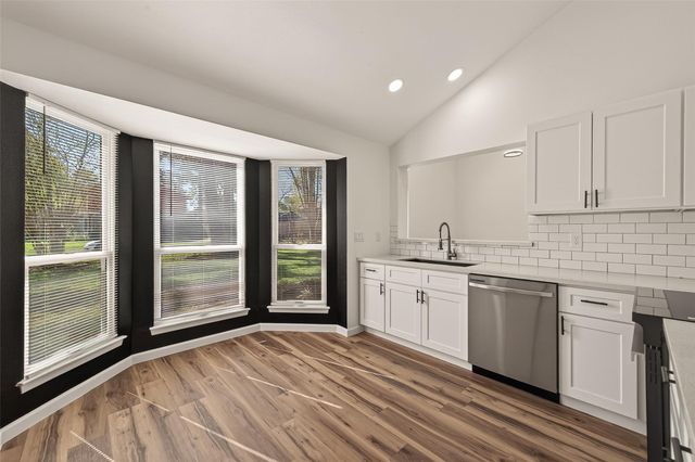 2915 Whispering Springs Dr, Spring, TX 77373