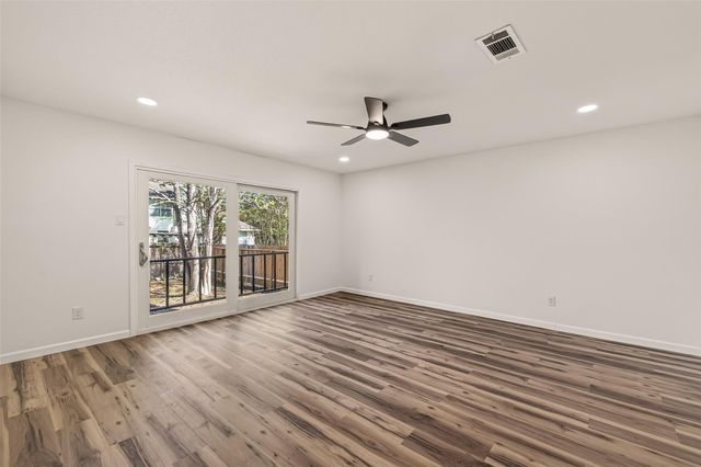 2915 Whispering Springs Dr, Spring, TX 77373