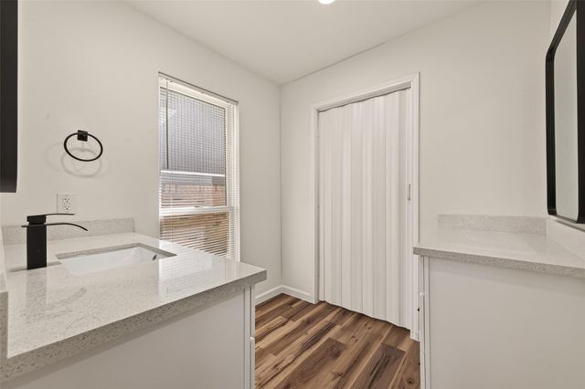 2915 Whispering Springs Dr, Spring, TX 77373