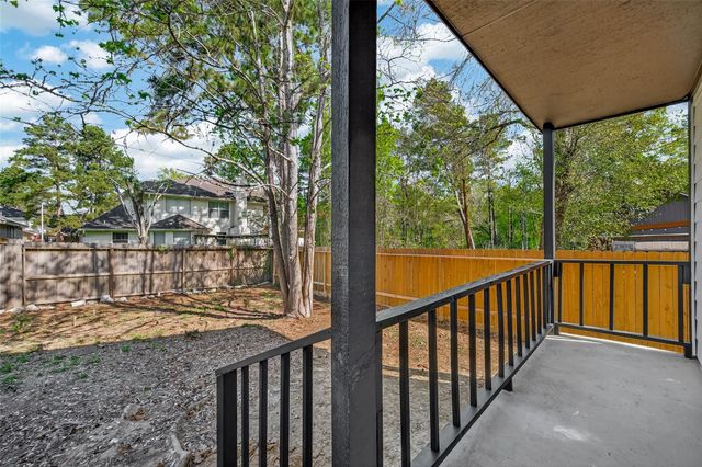 2915 Whispering Springs Dr, Spring, TX 77373