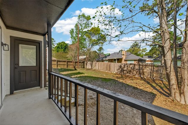 2915 Whispering Springs Dr, Spring, TX 77373