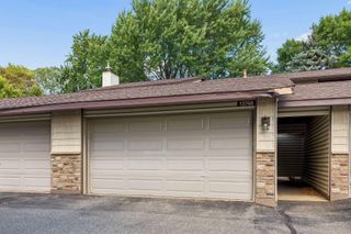 13748 Heather Hills Drive, Burnsville, MN 55337