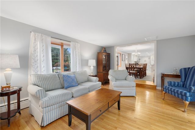 970 Pippin Orchard Road, Cranston, RI 02921