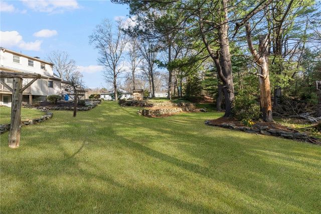 970 Pippin Orchard Road, Cranston, RI 02921