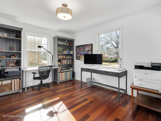 4049 Harvey Avenue, Western Springs, IL 60558