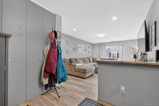 700 Commons Way E, Fishkill, NY 12524