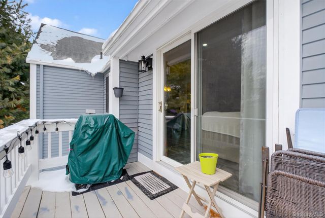 700 Commons Way E, Fishkill, NY 12524