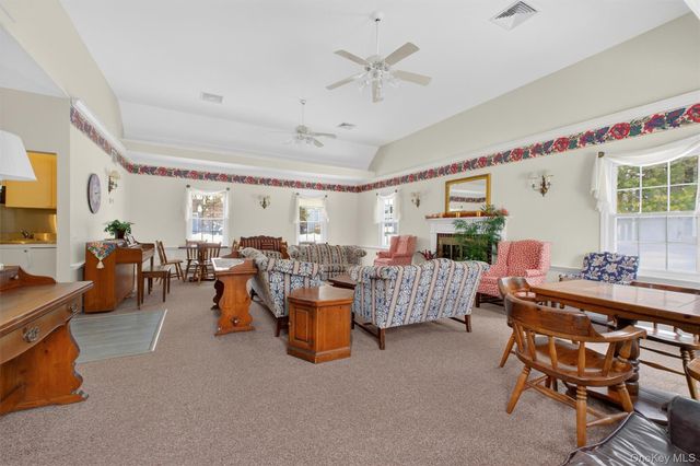 700 Commons Way E, Fishkill, NY 12524