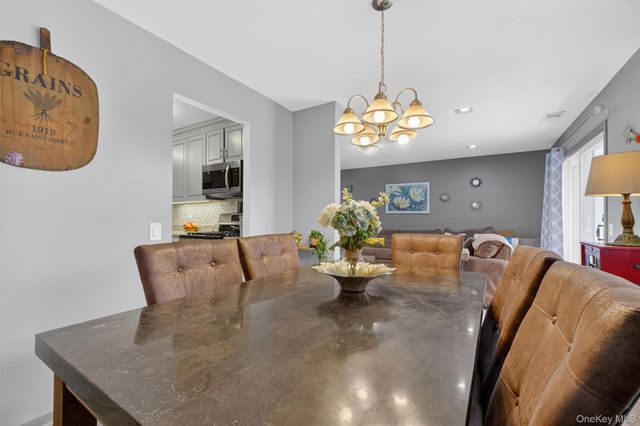 700 Commons Way E, Fishkill, NY 12524