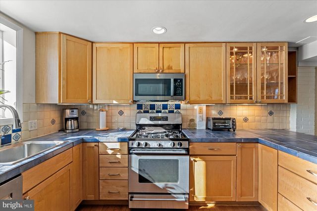 1024 CROTON DR, Alexandria, VA 22308