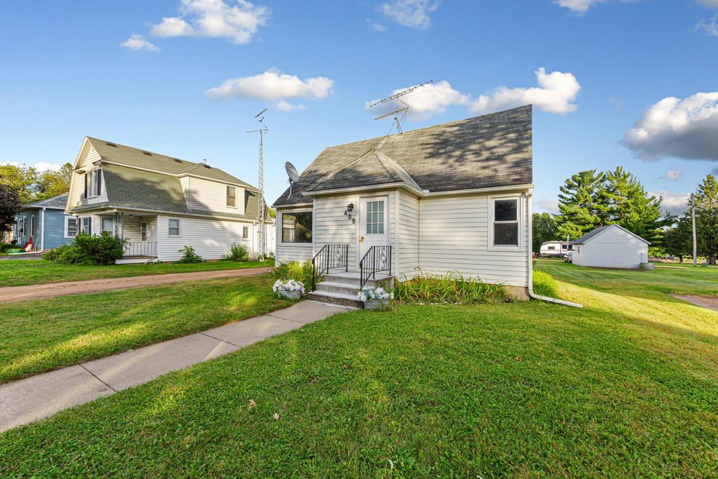 409 S 5th Street, Le Sueur, MN 56058 — photo 4