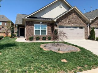 401 Fortress Court, Winston-salem, NC 27127