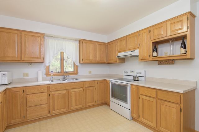 31 Northfield Drive, Springfield, VT 05150
