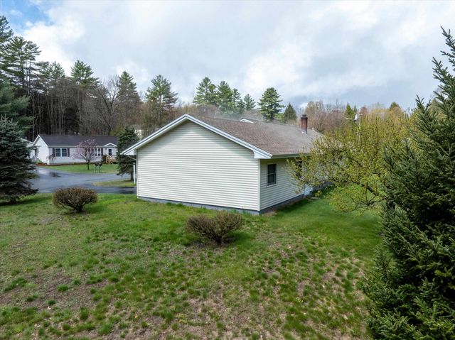 31 Northfield Drive, Springfield, VT 05150