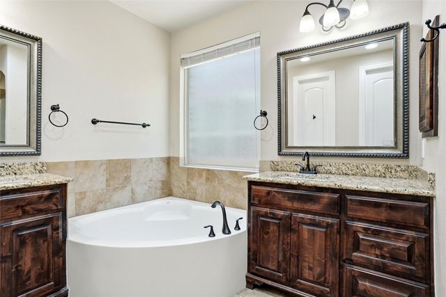 2832 Earl Drive, Trophy Club, TX 76262